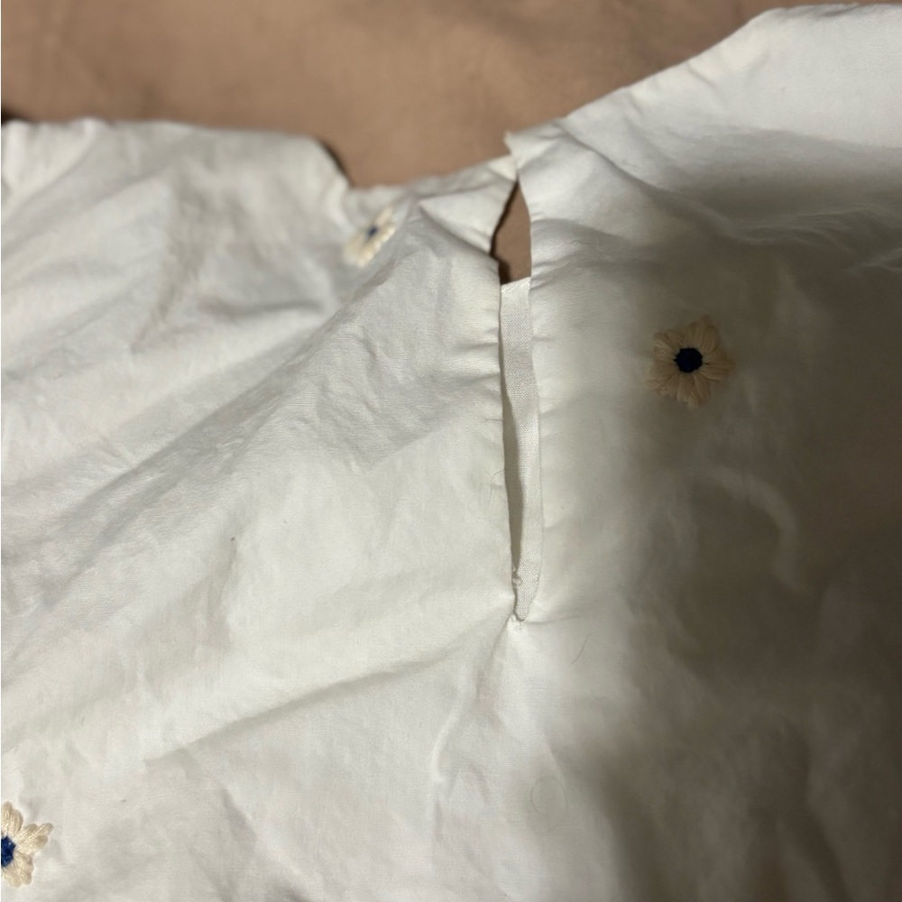 🛍Bundle sale🛍Zara White Crop Top with Chic Design xs - Picture 10 of 11